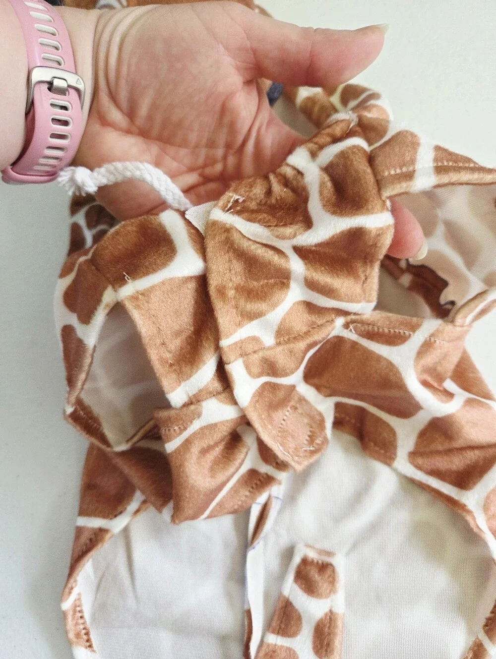 Rubies Giraffe Pet Costume for Dogs or Cats Med (11-20 pounds)